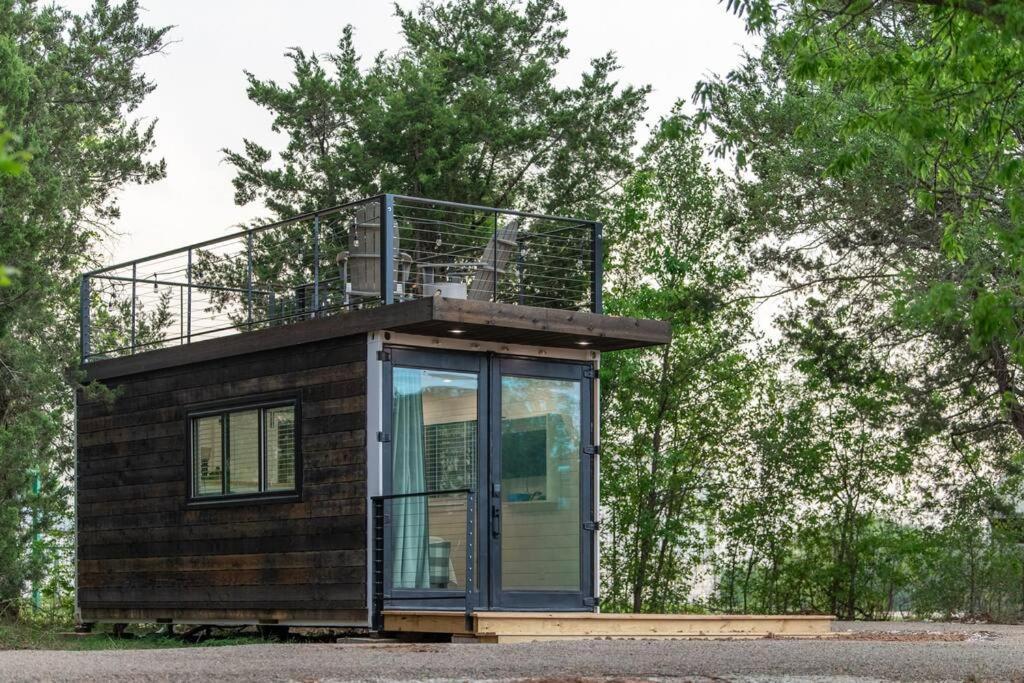 The Windmill-Tiny Container Home Min To Magnolia Bellmead Buitenkant foto